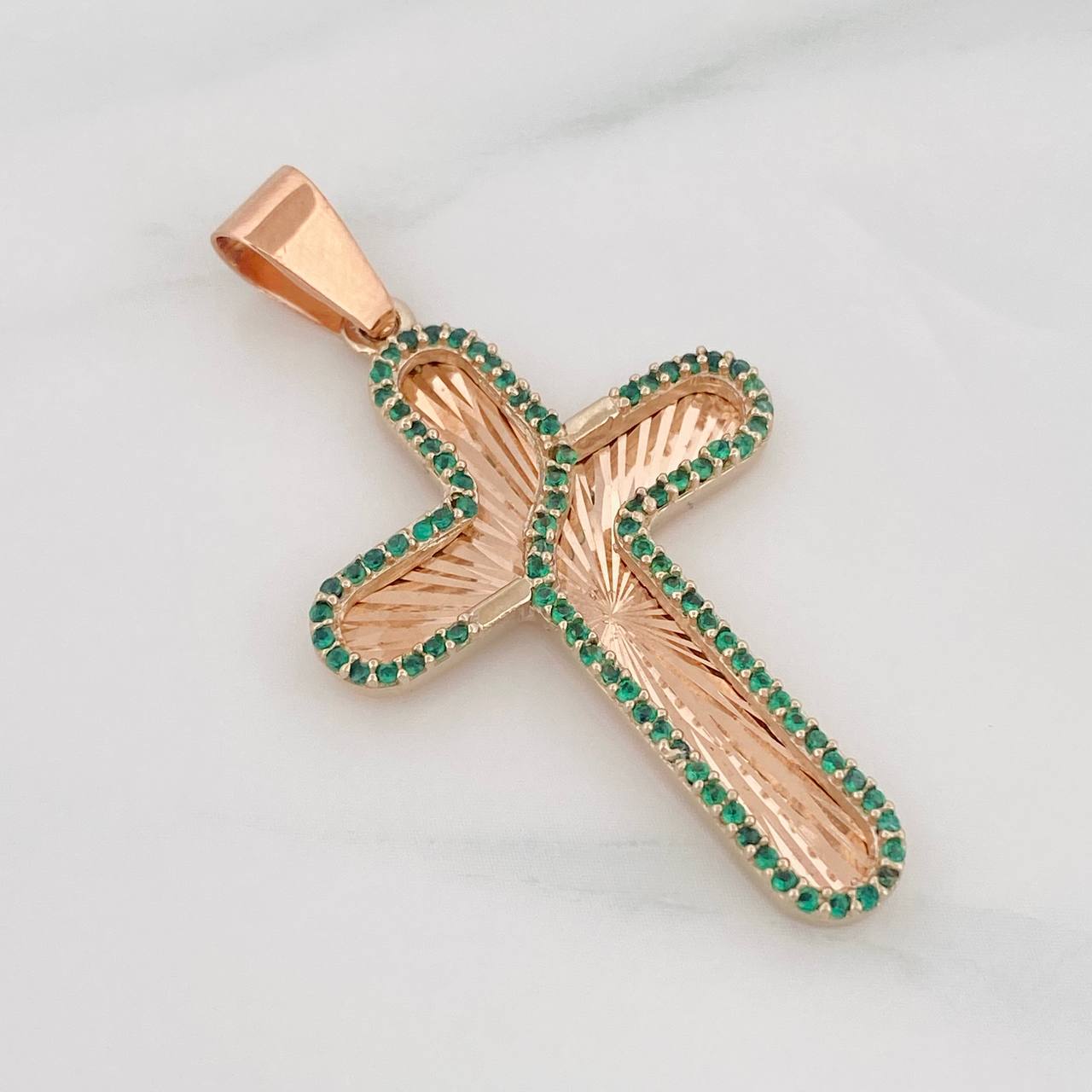 Dije Cruz 4.75g / 1 3/4 in Oro Rosa 18K