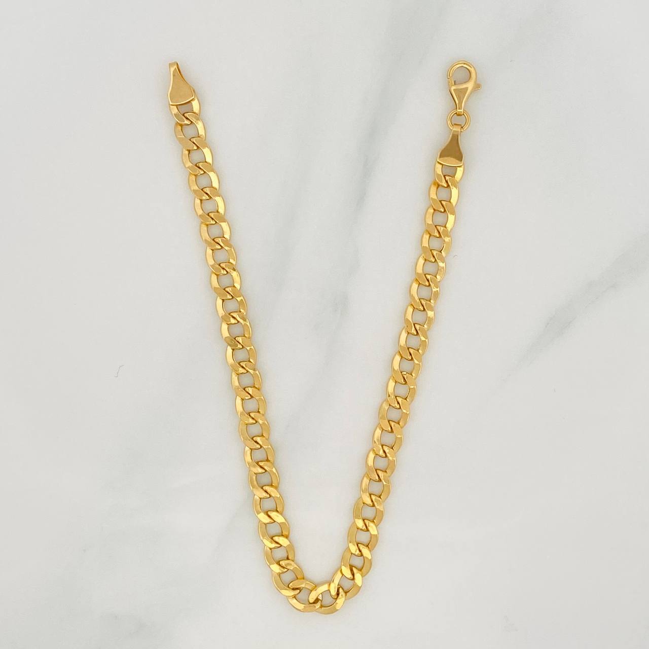 Pulso Cubano 5.25g / 7 3/4 in / 5.2mm Oro Amarillo 18K