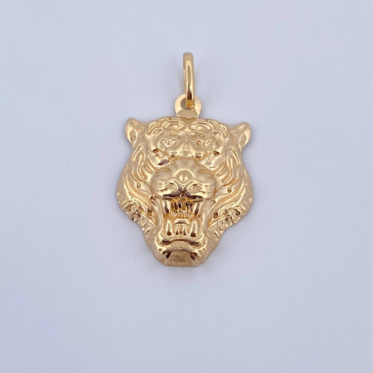 Pendant Tiger 2.1gr / 3.1cm / Hollow Yellow Gold +4 18K &