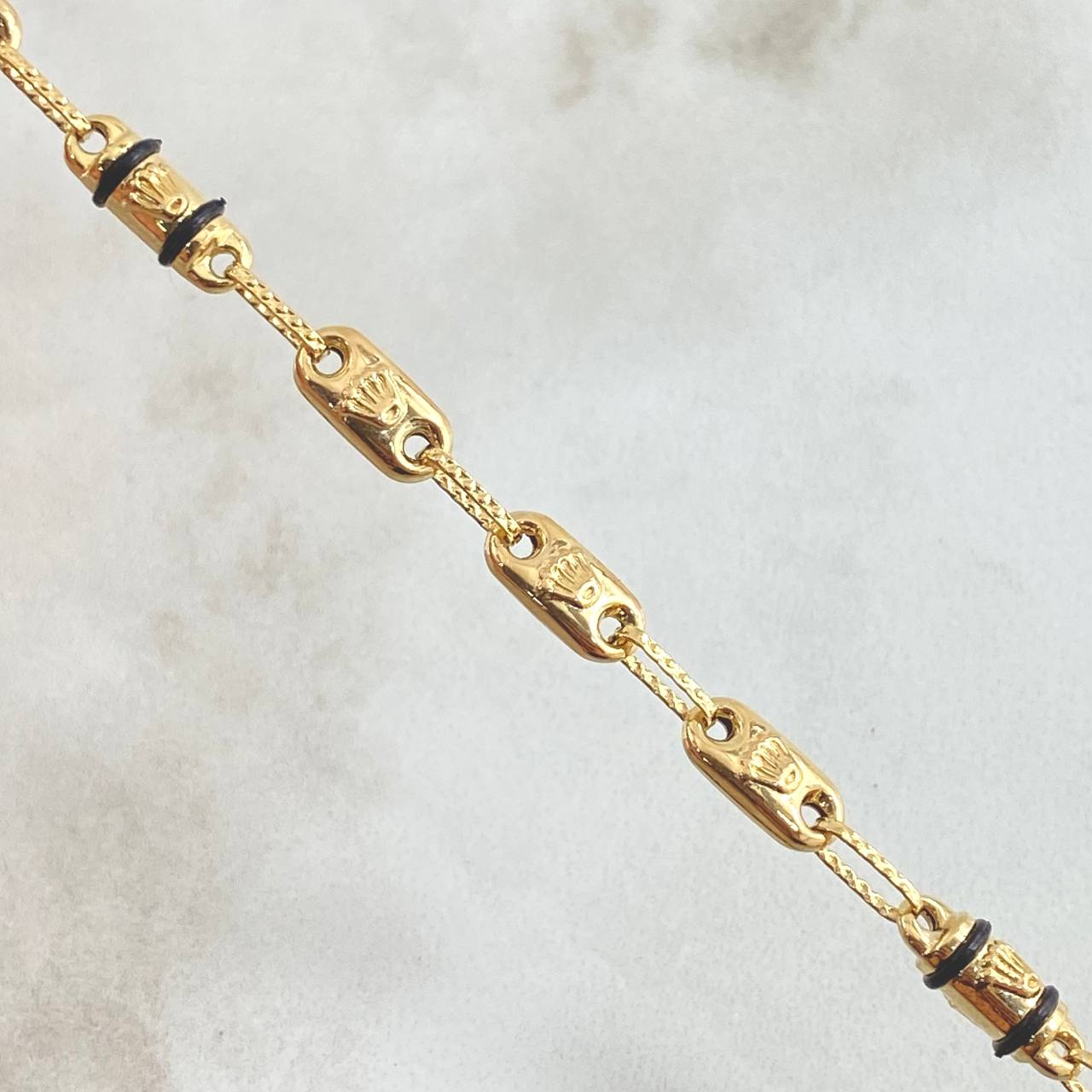 Rustic Bracelet Crown 5.1gr / 21cm / 18K Gold *