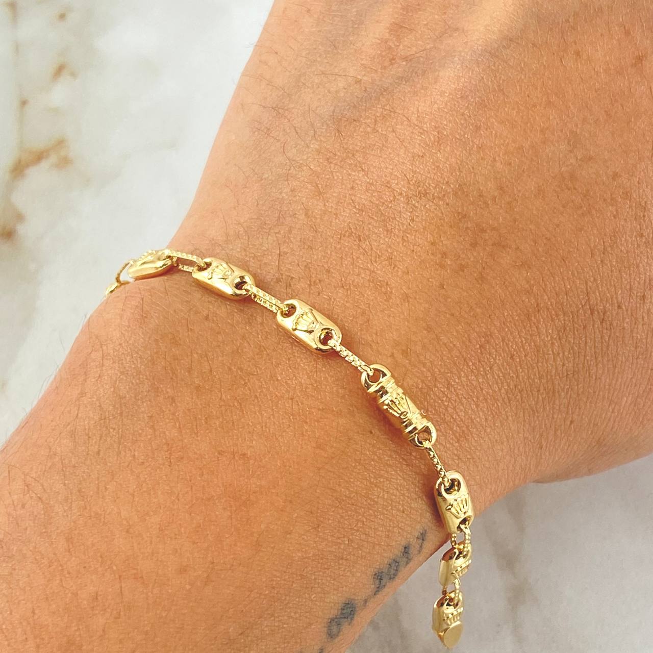 Rustic Crown Bracelet 5.05gr / 22cm / 18K Gold *