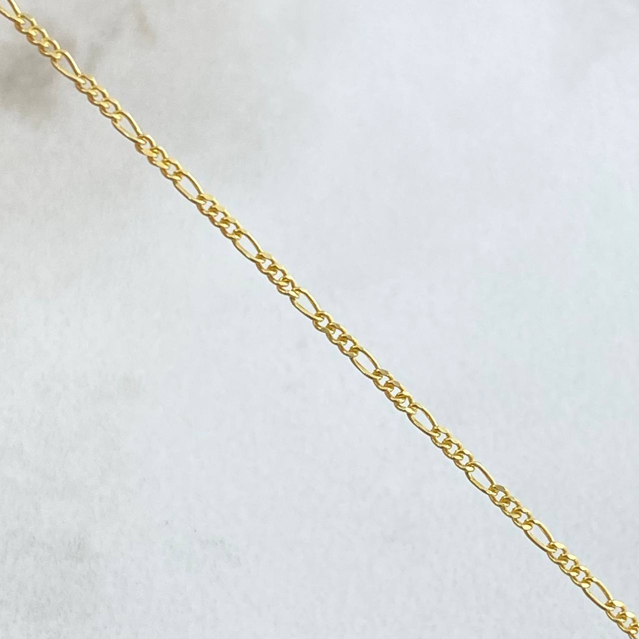Cadena Figaro 1.15 g / 17 3/4 in / 1 mm Oro Amarillo 18K