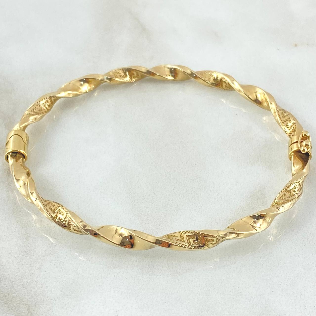 Bracelet Twisted Hoop 6.75gr / 20cm / +4 18K Gold *