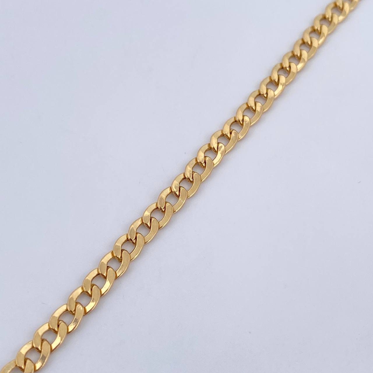 Pulso Cubano 3.9gr / 18.5cm / 3.7mm Oro Amarillo +0 18K $