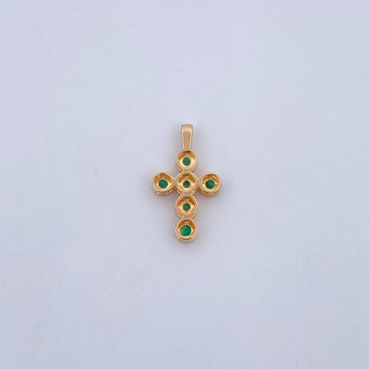 Dije Cruz Tupida 1.05gr / 1.8cm / Esmeraldas 12 Pts Oro Amarillo 18K (Joya) &