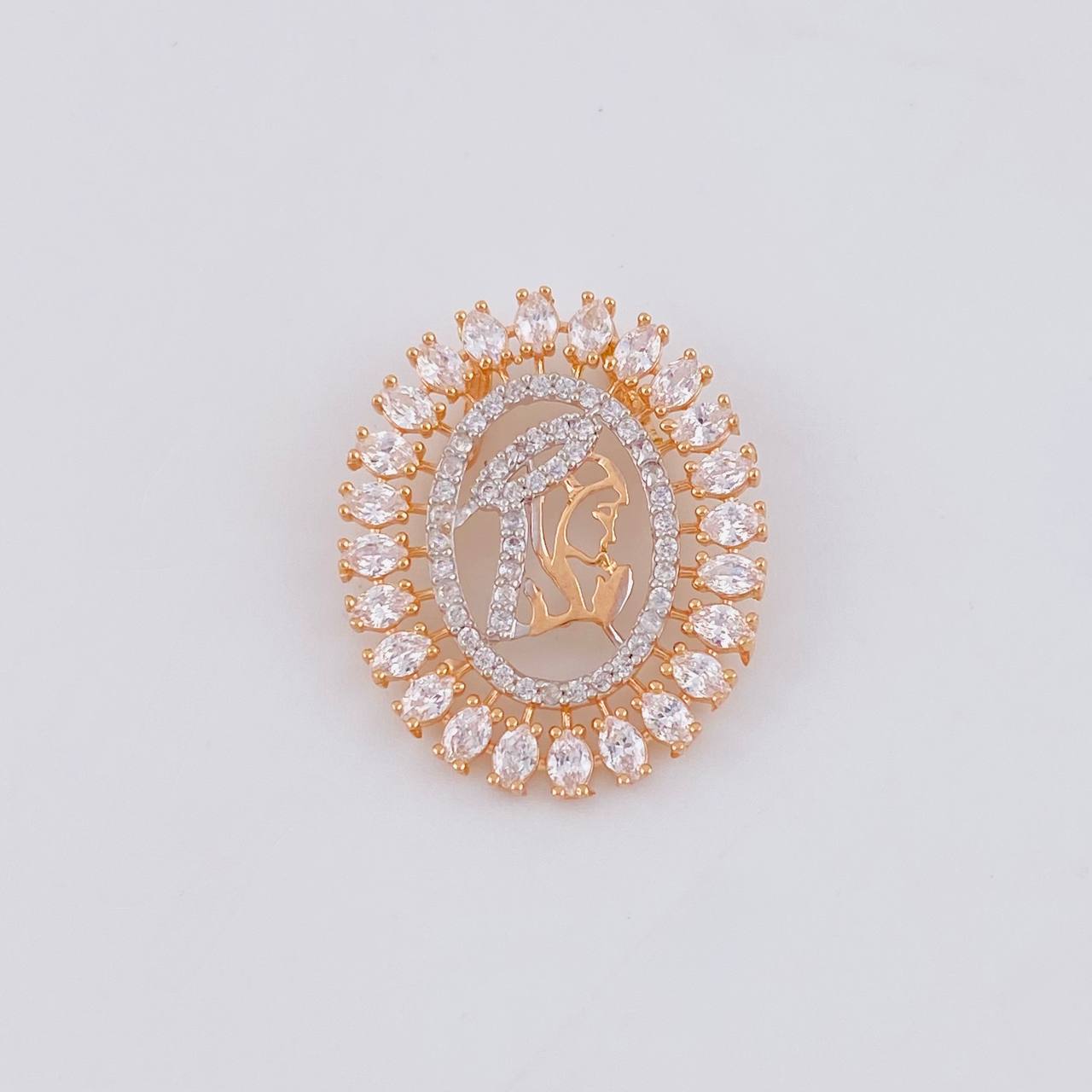 Pendant Virgin Mary 2.8 g / 1 in 18K Rose Gold