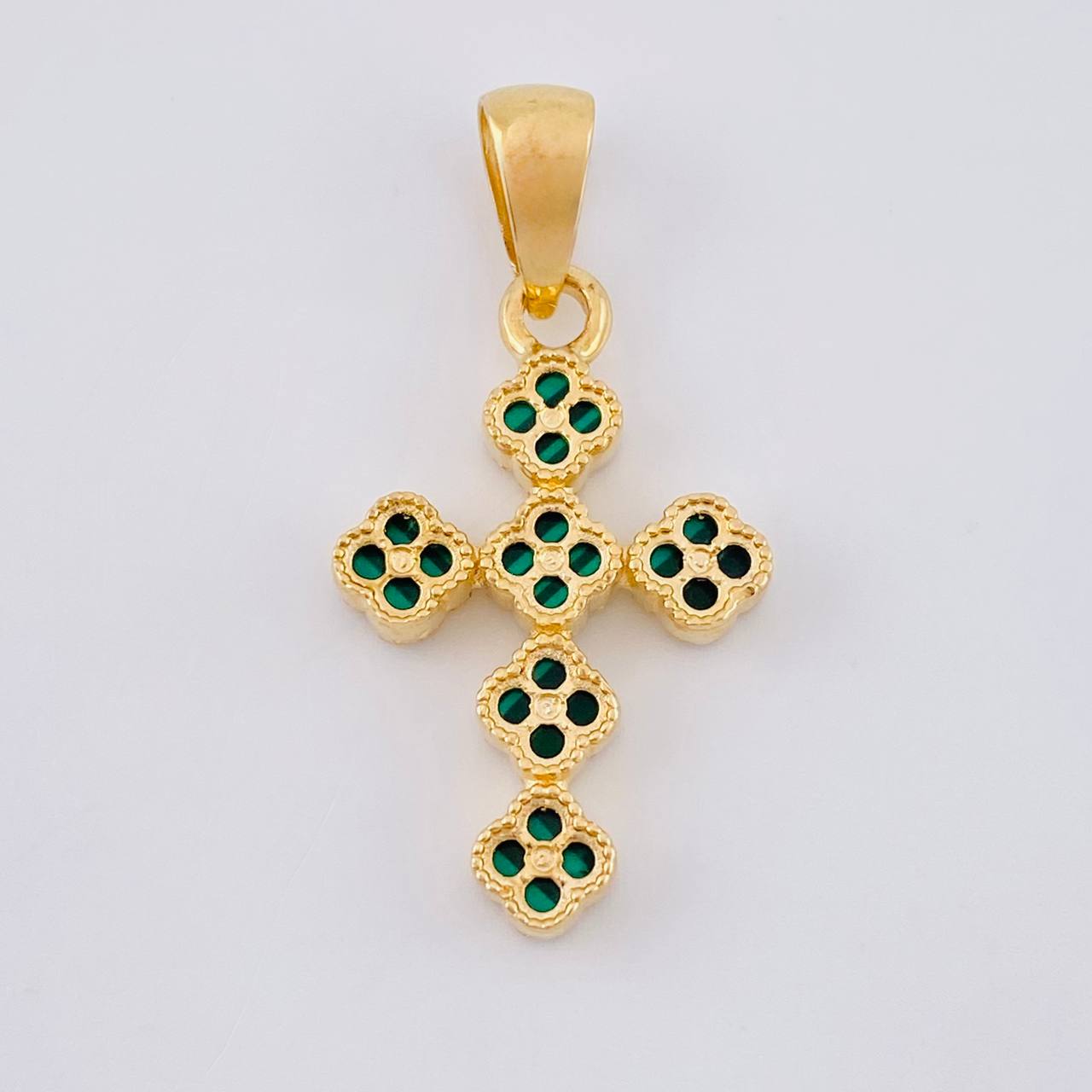 Dije Cruz Trebol 3.1 g / 1 1/4 in Oro Amarillo 18K