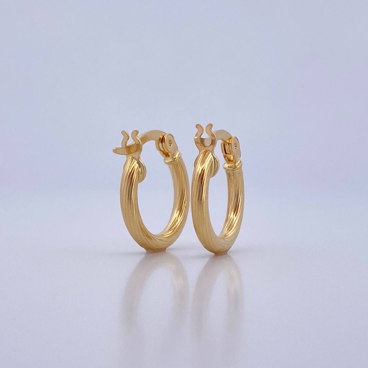 Hoop Earrings July 1.25gr / 1.5cm / Striped Yellow Gold 18K &