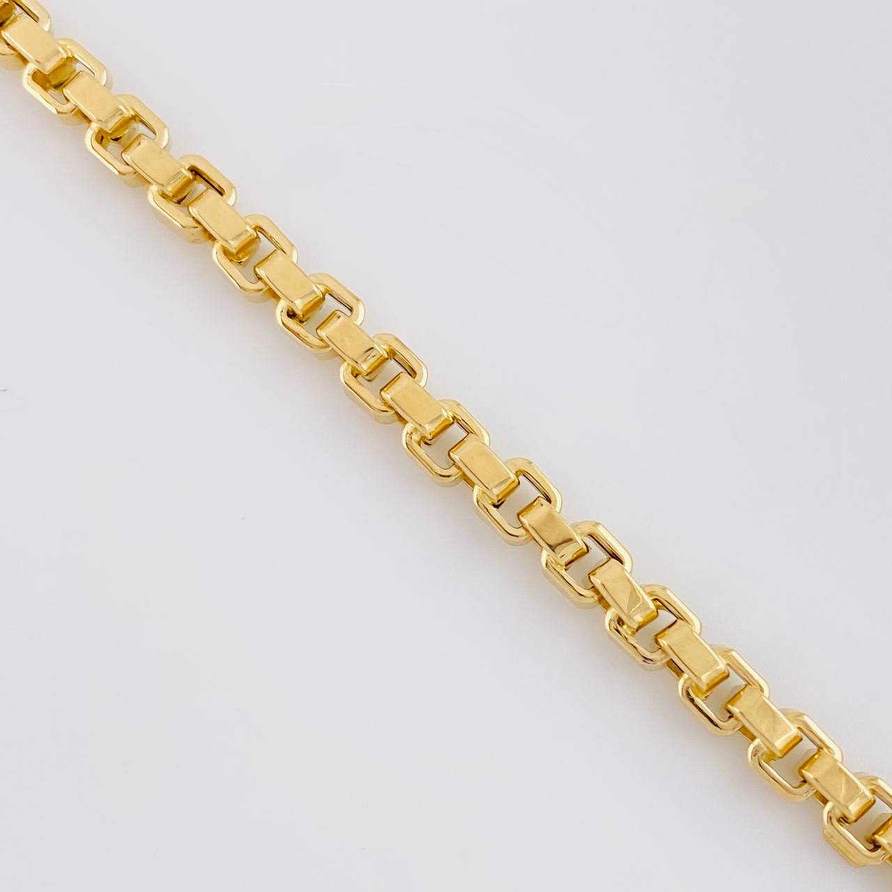 Bracelet Venetian Square 6.55g / 8 1/2 in / 4.5mm Three Golds 18K