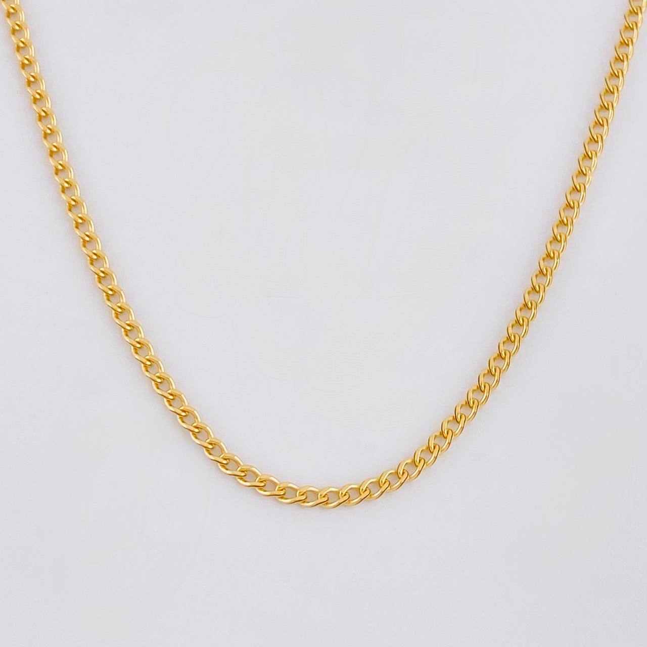 Cadena Cubana 2.1g / 24 in / 2mm Oro Amarillo 18K