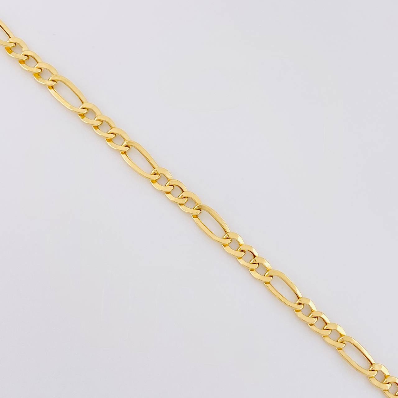 Pulso Figaro 1.55g / 7 1/2 in / 3.55mm Oro Amarillo 18K