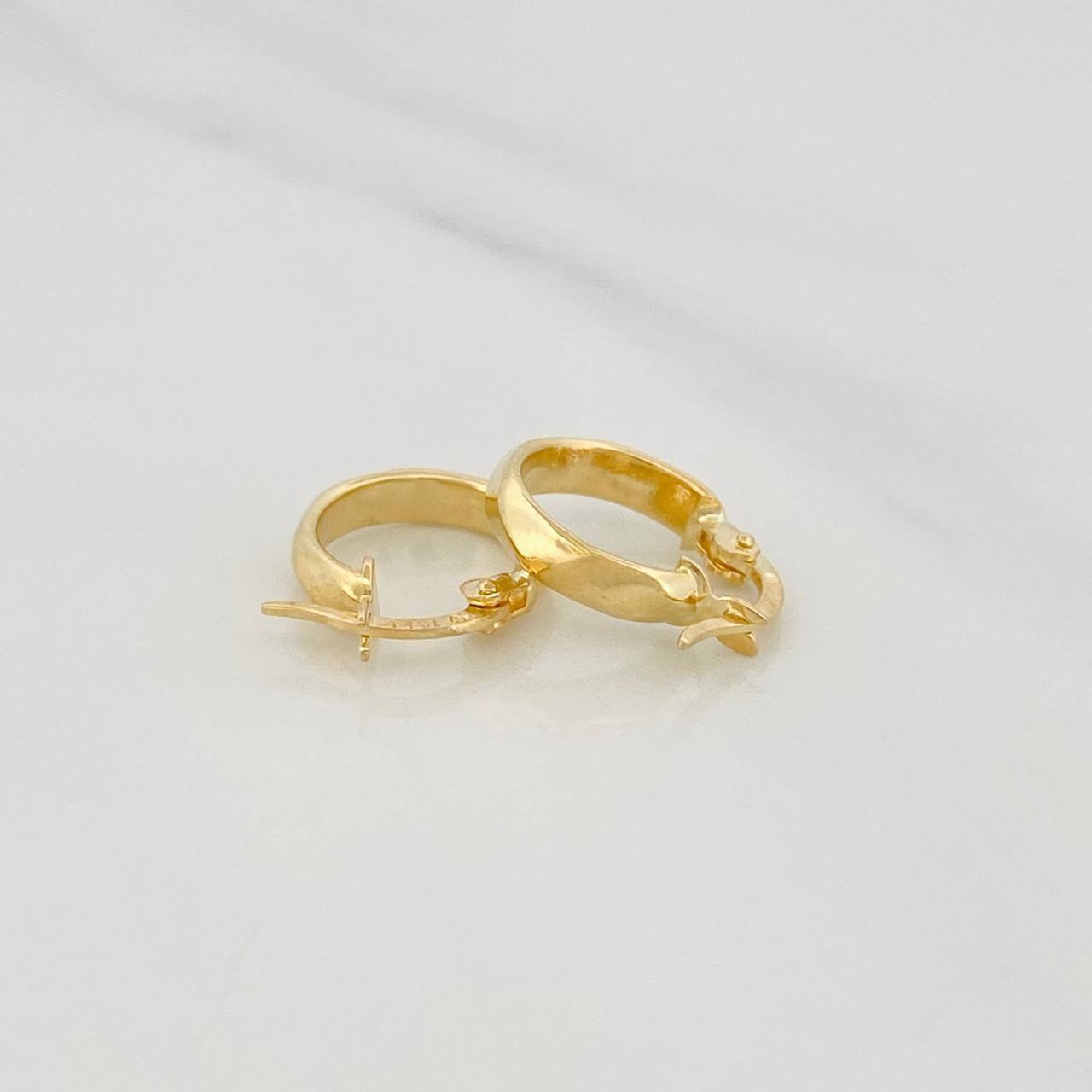 Candongas Susi 1.05g / 1/2 in Oro Amarillo 18K