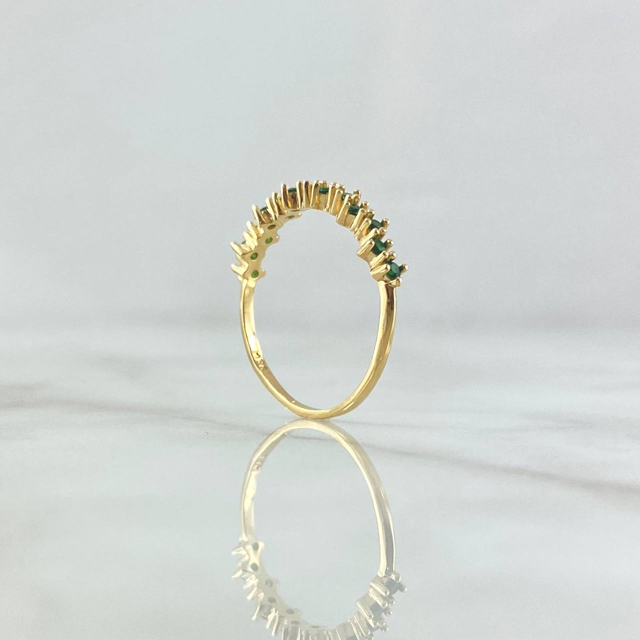 Zig Zag Ring 1.45gr / Size 6 1/2 / Green Zircons 18K Yellow Gold ©