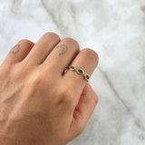Trinity Eyes Ring 1.4gr / T6 3/4 / Green Zircons 18K Yellow Gold ©