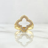 Four-Petal Pointed Flower Ring 5.5gr / Size 6 3/4 / White Zircons 18K Yellow Gold