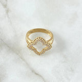 Four-Petal Pointed Flower Ring 5.5gr / Size 6 3/4 / White Zircons 18K Yellow Gold