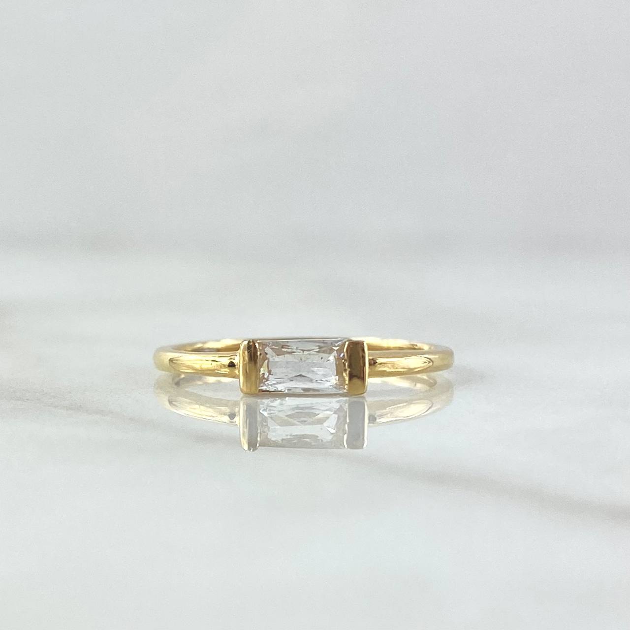 Solitaire Ring Central Rectangle 1.3gr / Size 5 3/4 / White Zircon Yellow Gold 18K