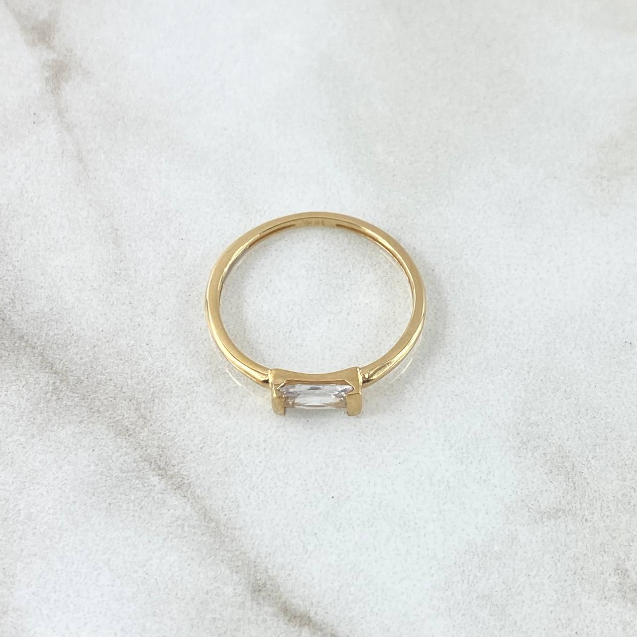 Solitaire Ring Central Rectangle 1.3gr / Size 5 3/4 / White Zircon Yellow Gold 18K