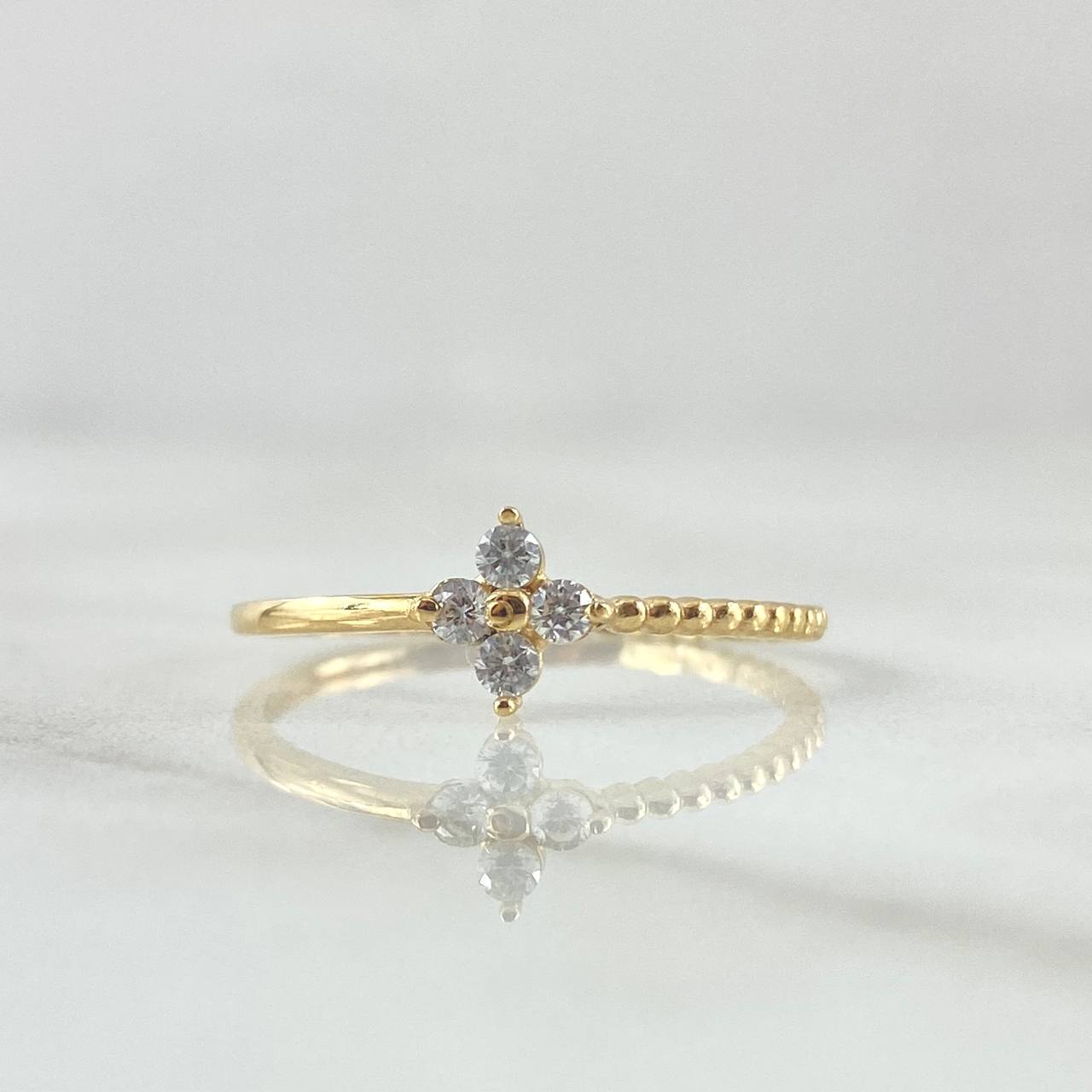 Dotted Flower Ring Spheres 1.2gr / Size 7 3/4 / White Zircons 18K Yellow Gold