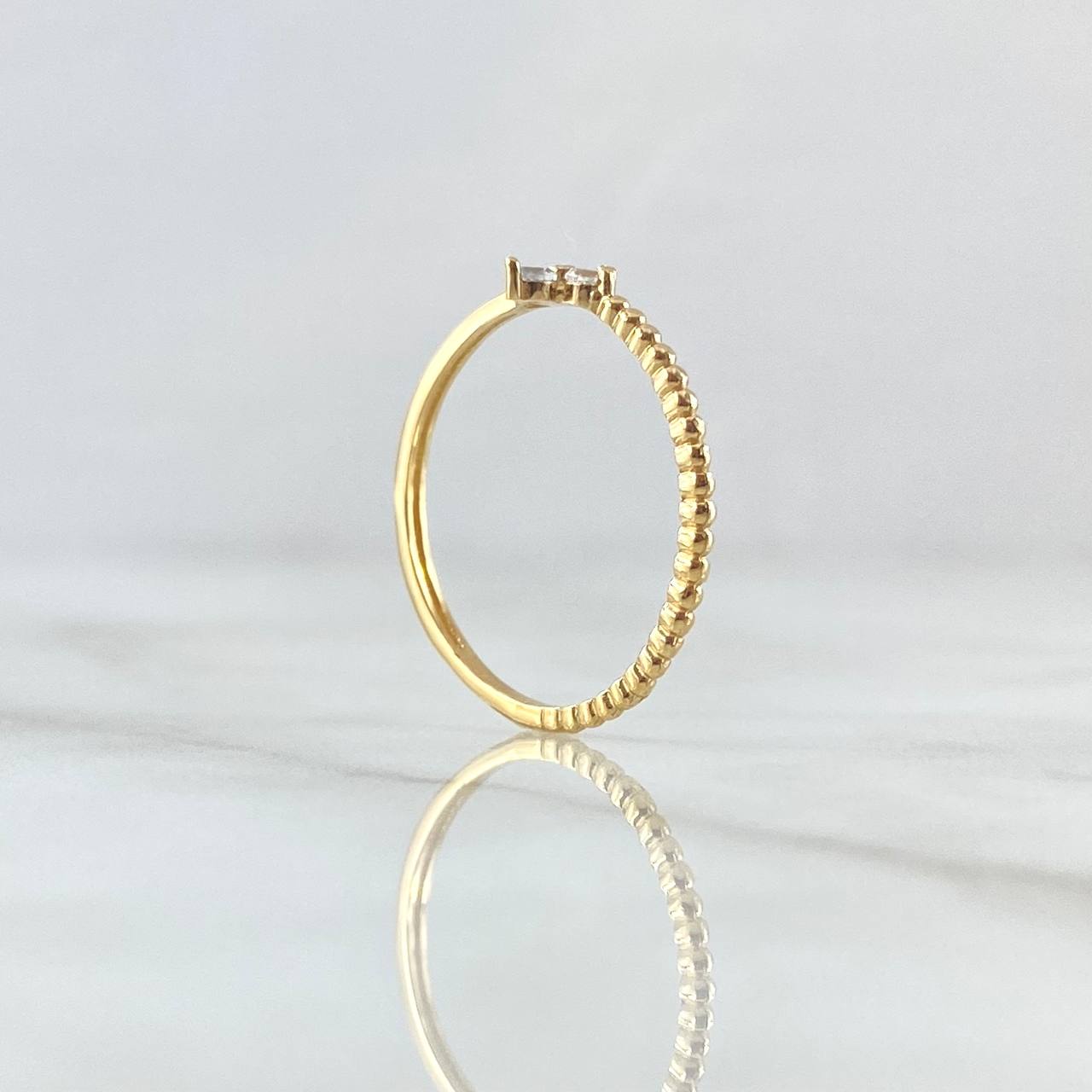 Dotted Flower Ring Spheres 1.2gr / Size 7 3/4 / White Zircons 18K Yellow Gold