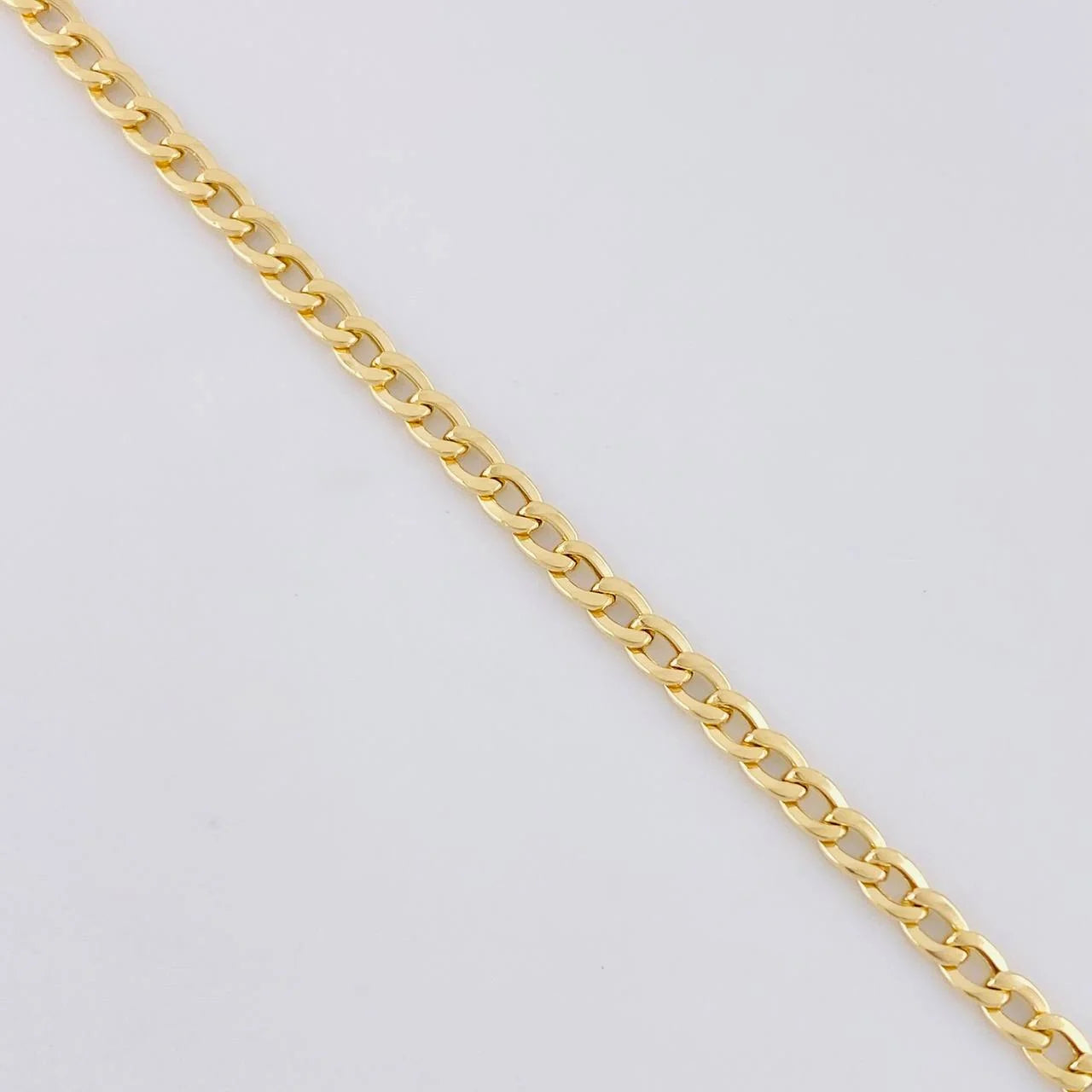 Pulso Cubano 0.8g / 7 3/4 in / 2.4mm Oro Amarillo 18K