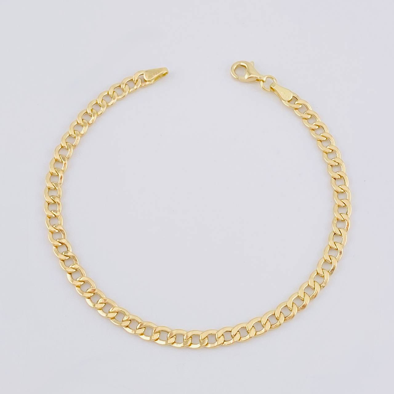 Pulso Cubano 2.7g / 7 1/2 in / 4.2mm Oro Amarillo 18K