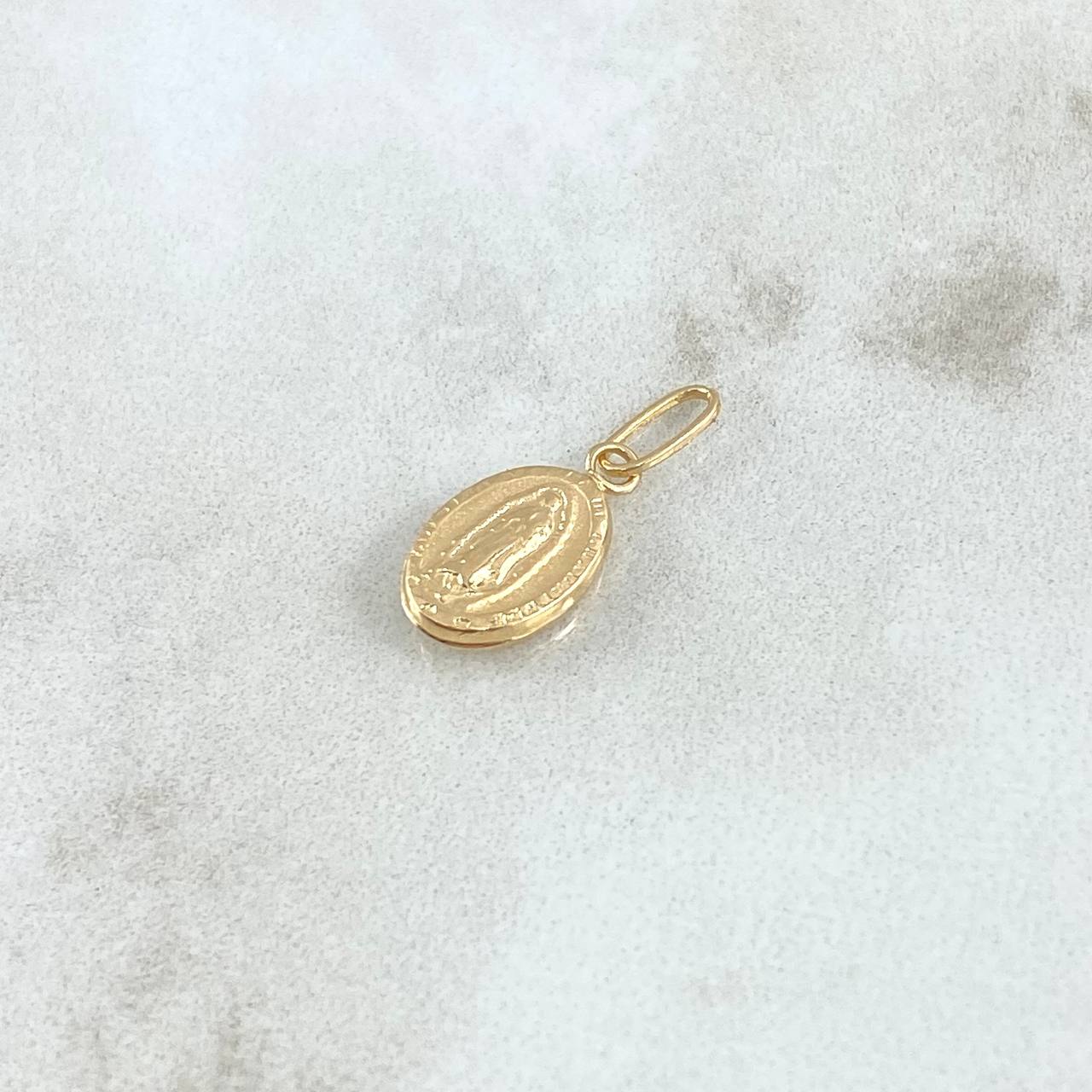 Dije Virgen Guadalupe 0.4gr / 1.8cm / Troquelado - Ovalo Mate Oro Amarillo 18K