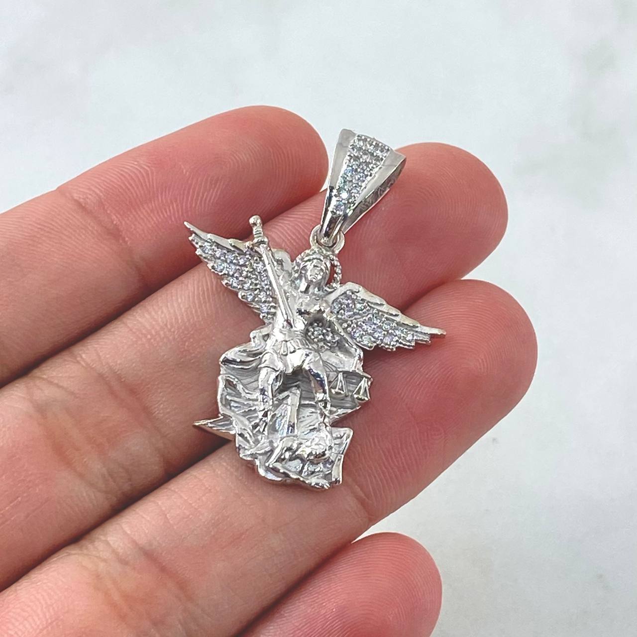 Pendant San Miguel Archangel 6.05gr / 3.4cm / White Zirconia 18K White Gold