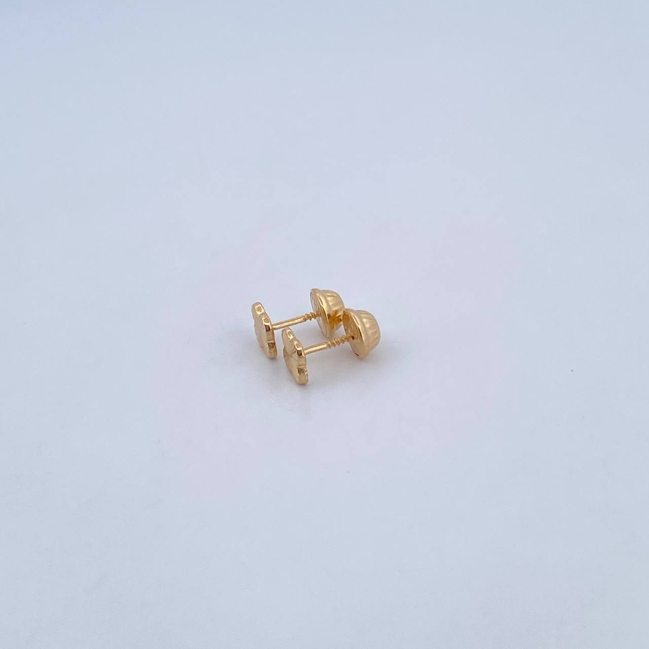 Stud Earrings Clover VCyA 0.6gr / Diamond Cut 18K Yellow Gold $