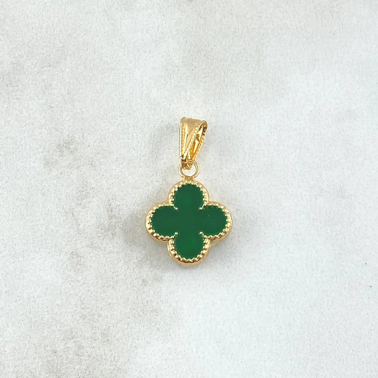 Dije Trébol VCyA 0.9gr / 2cm / Resina Verde Cargador Bordeado Oro Amarillo 18K *
