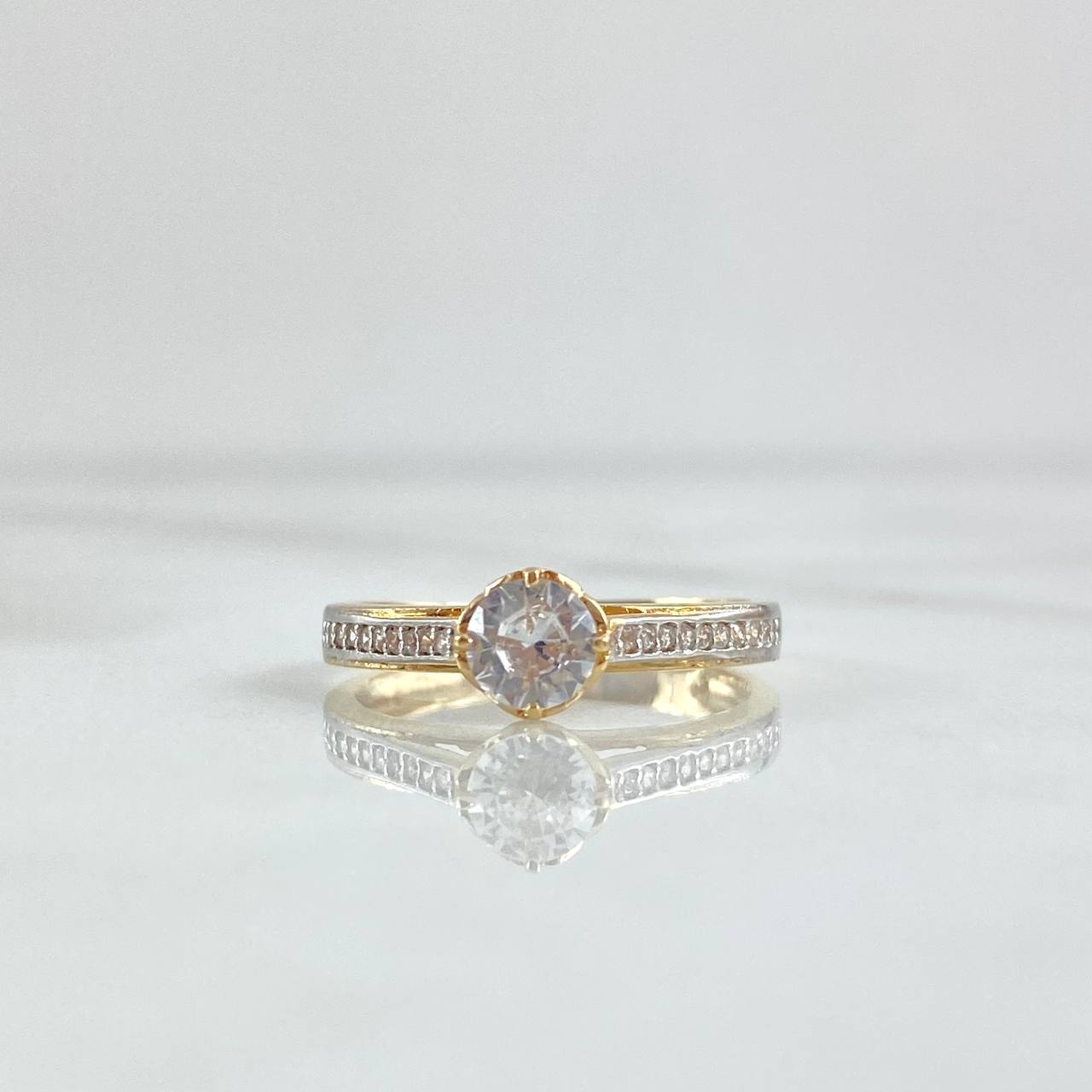 Ring Solitaire Double Row Track 2.55gr / Size 6 3/4 / White Zircons Two 18K Yellow and White Golds