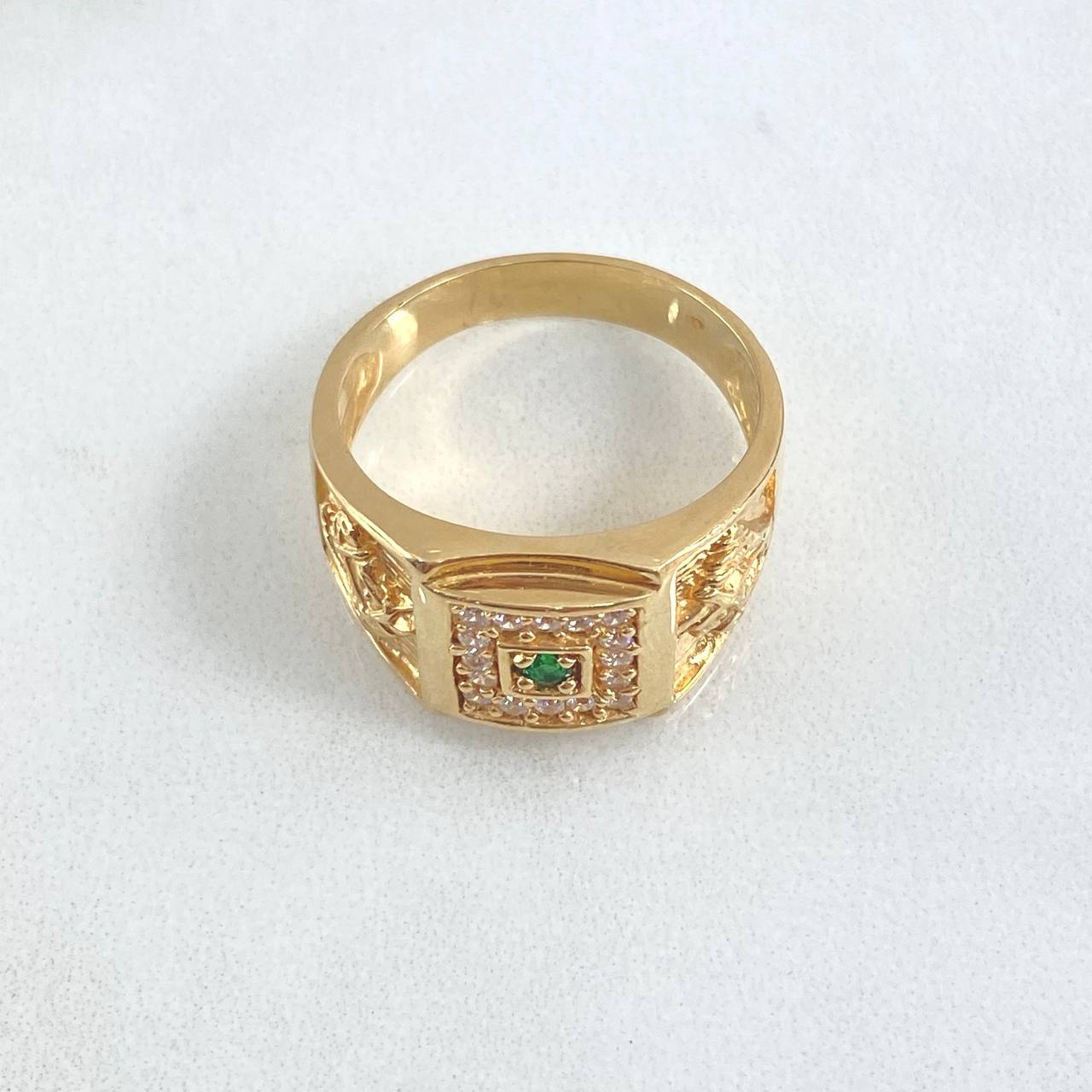 Horse Frame Ring 9.8gr / T10 1/4 / White Zircons Green 18K Yellow Gold ©