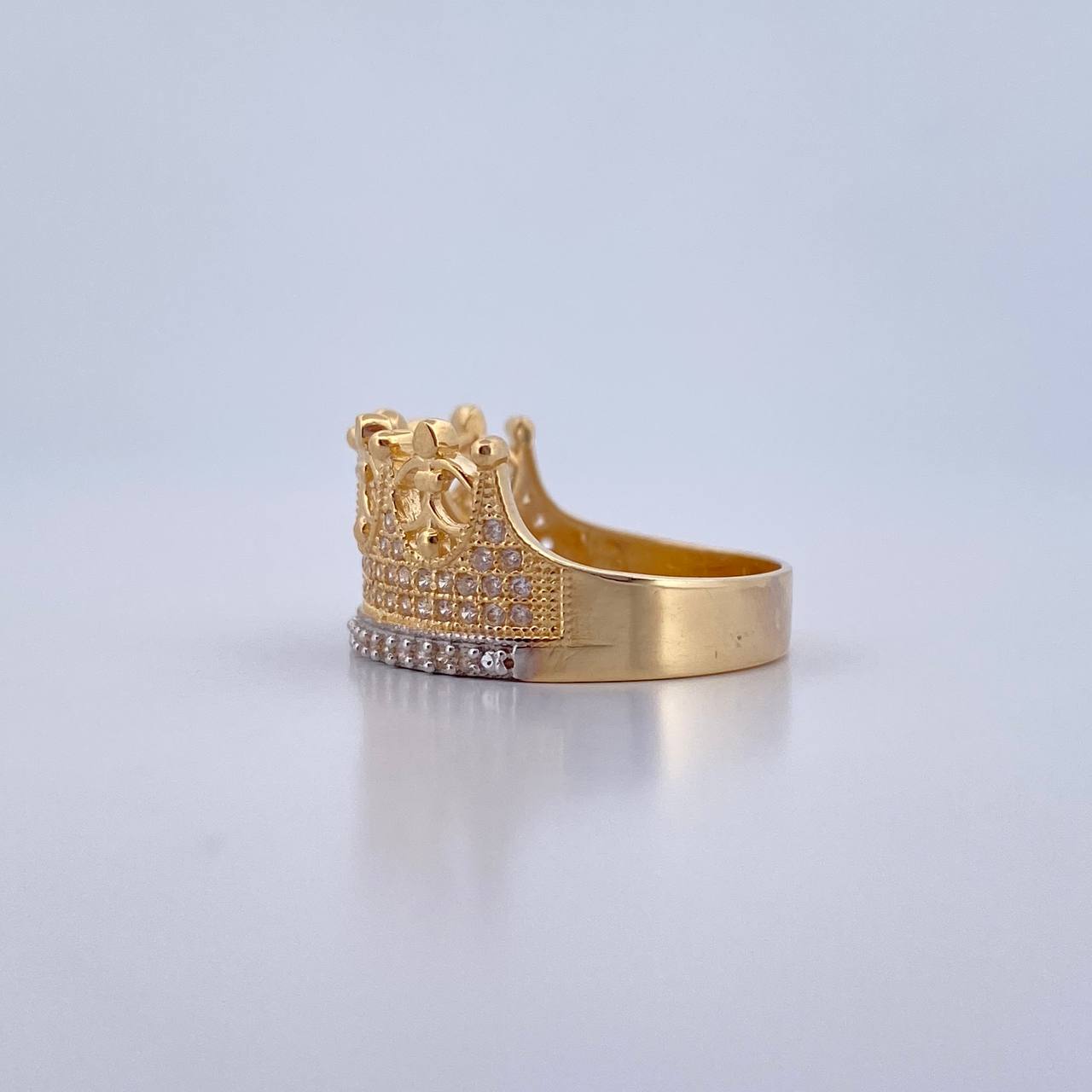 Queen Crown Ring 4.35gr / Size 7 1/4 / White Zircons Two-tone Yellow and White 18K Gold &