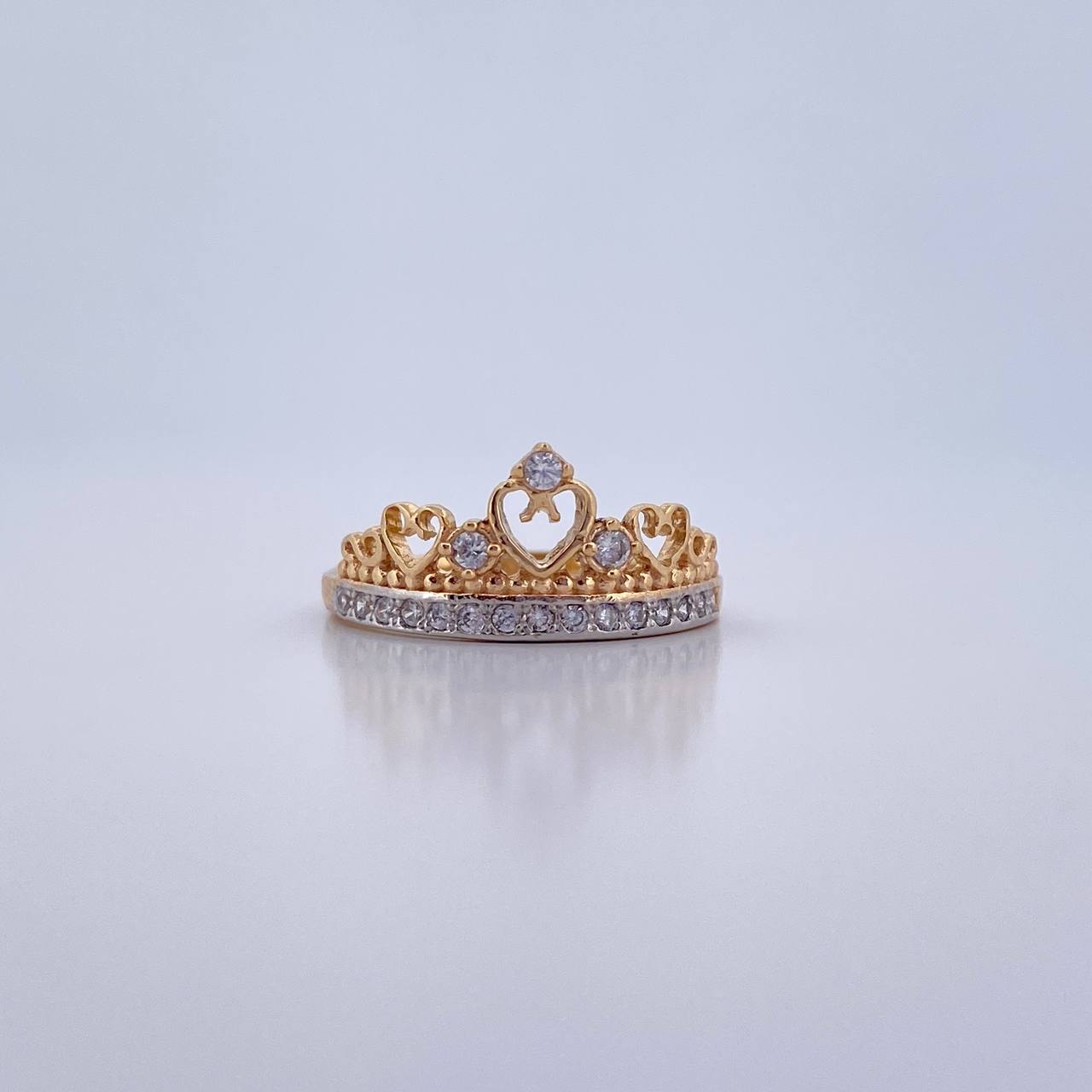 Heart Crown Ring 2.75gr / Size 7 / White Zircons Two-tone 18K Yellow and White Gold &