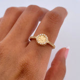 Fingerprint Ring 2.35gr / Size 6 1/4 / White Zircons 18K Yellow Gold &