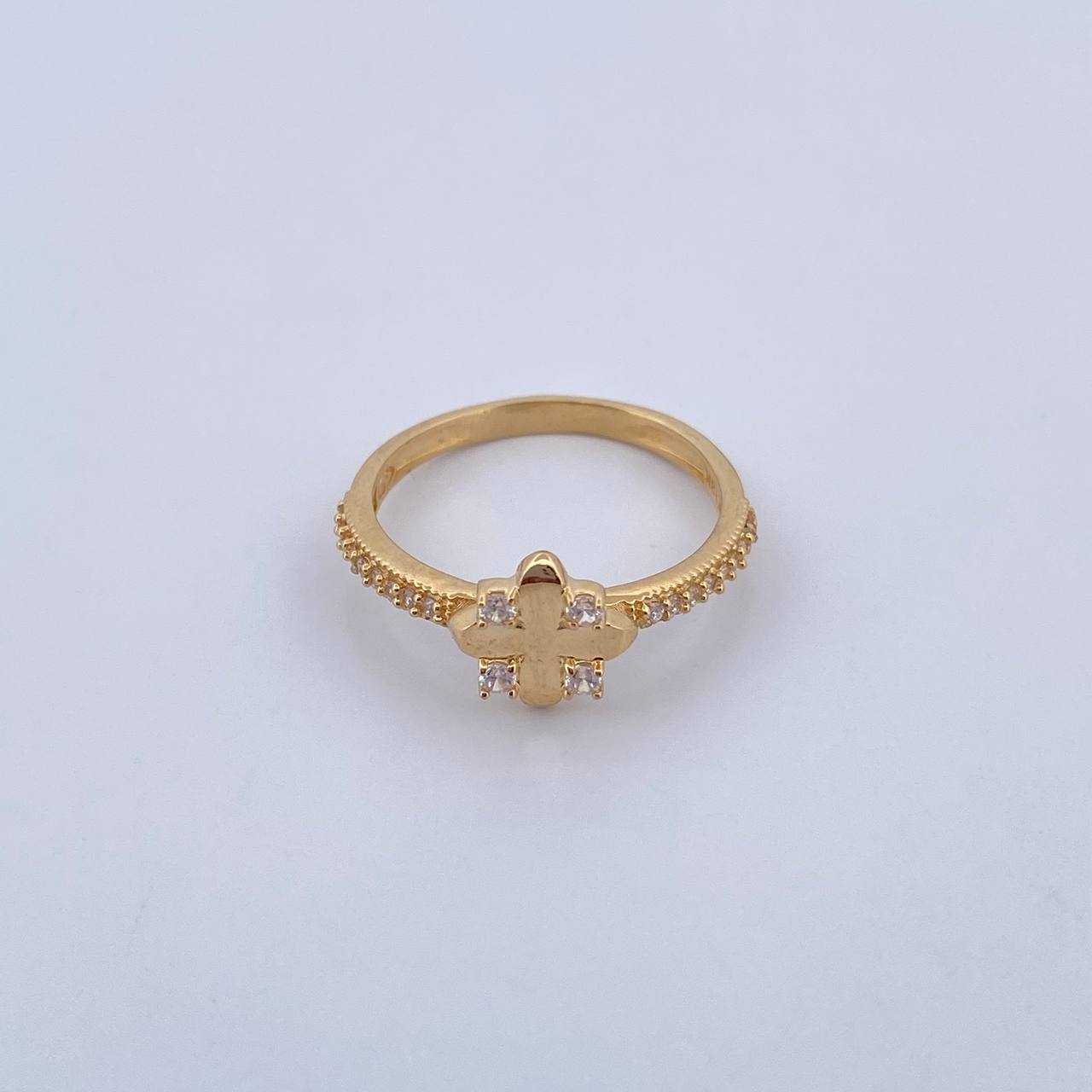 Flower Ring 2.6gr / Size 7 1/4 / White Zircons 18K Yellow Gold &