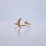 Star and Moon Hug Ring 1.4gr / T7 1/4 / White Zircons 18K Yellow Gold &