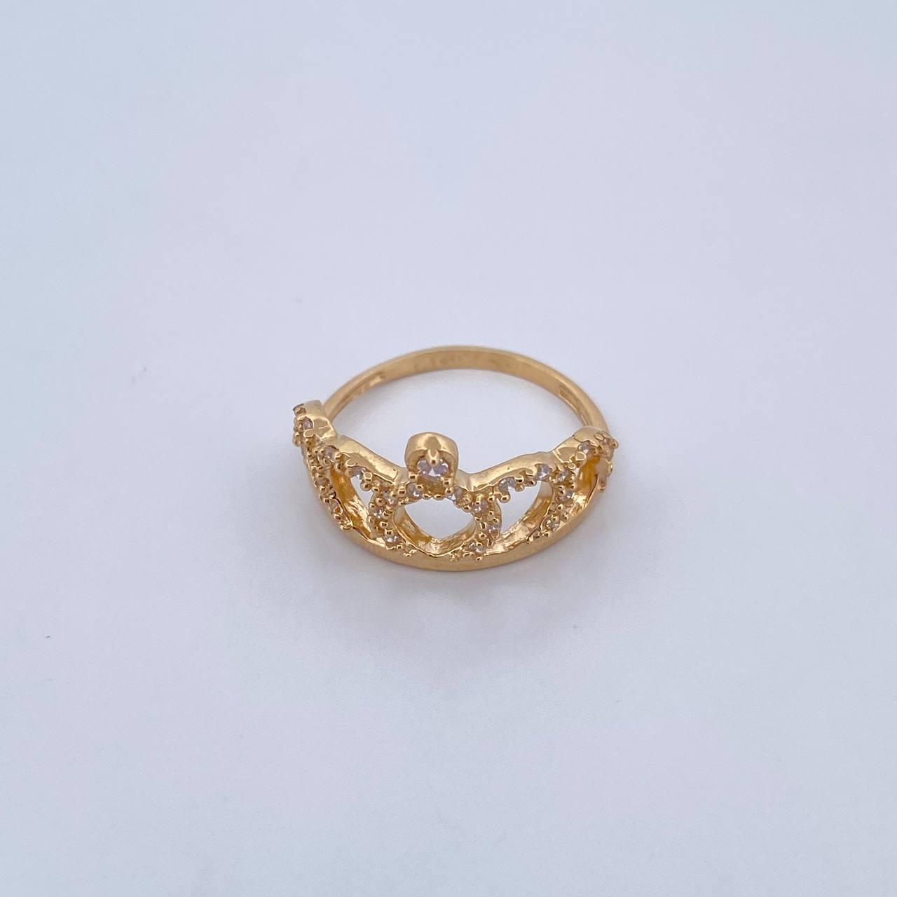 Crown Ring 2.55gr / T6 / White Zircons 18K Yellow Gold &