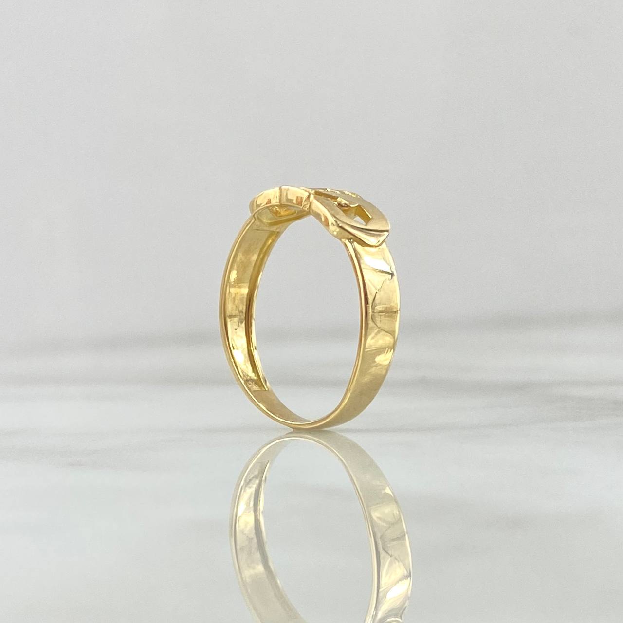 Interlinked Hexagon Ring 2.85gr / T8 / White Zircons 18K Yellow Gold