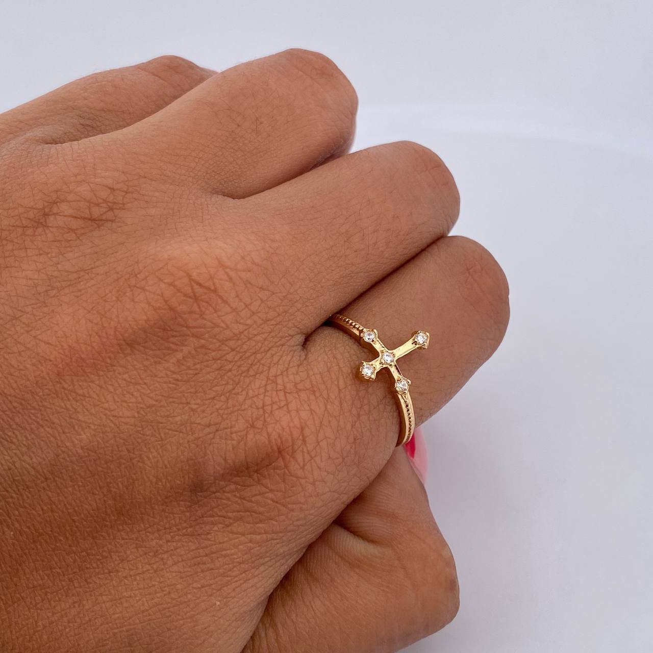 Gothic Cross Ring 1.7gr / T6 1/4 / White Zircons 18K Yellow Gold &