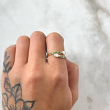 Anillo Puntas Colas Bicefalas 1.8gr / T6 1/4 / Circones Blancos Verdes Oro Amarillo 18K