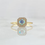 Anillo Solitario Halo Cuadrado 1.65gr / T6 1/4 / Circones Blancos Tornasol Oro Amarillo 18K