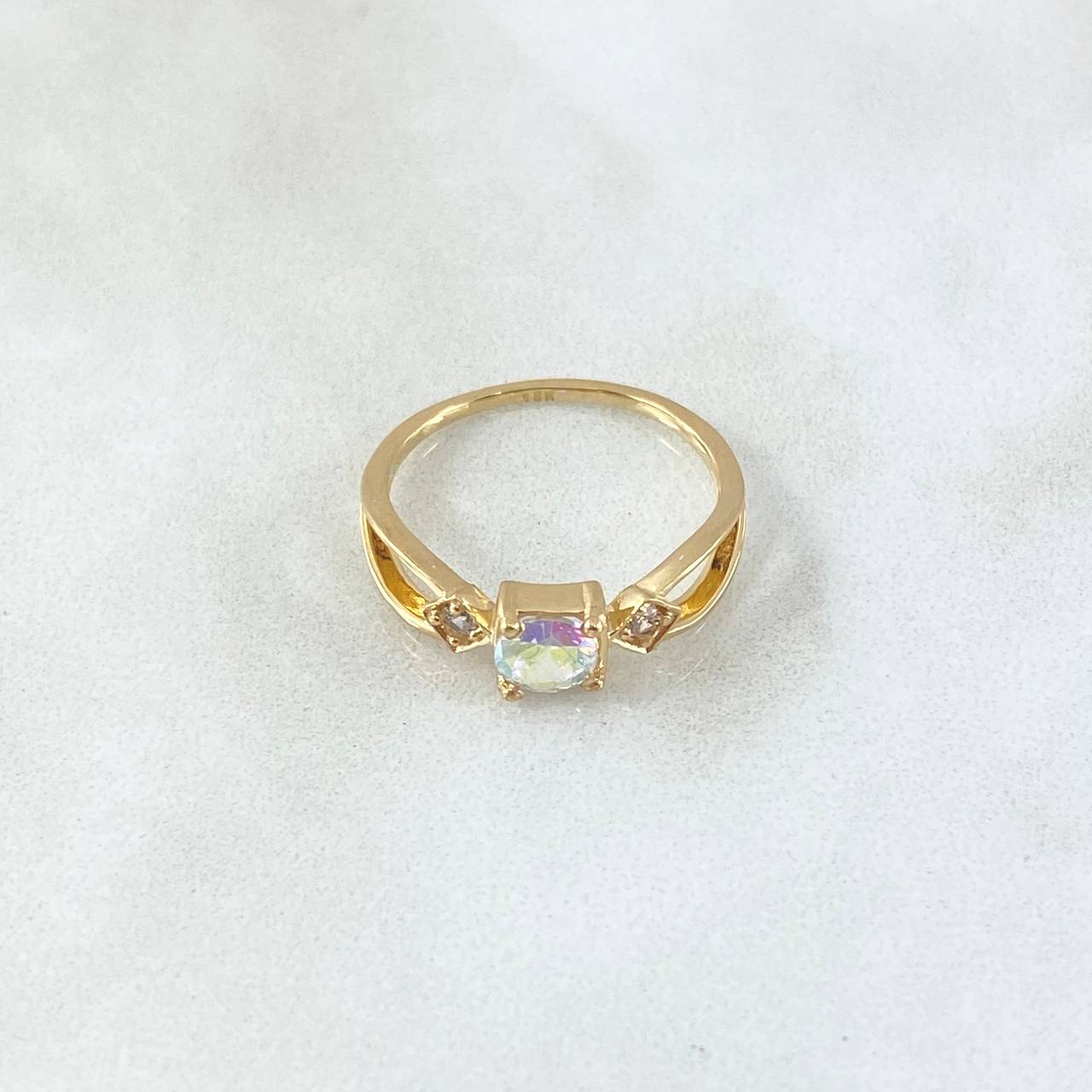 Anillo Tornasol Semi Infinito 2.1gr / T6 1/4 / Circones Blancos Tornasol Oro Amarillo 18K