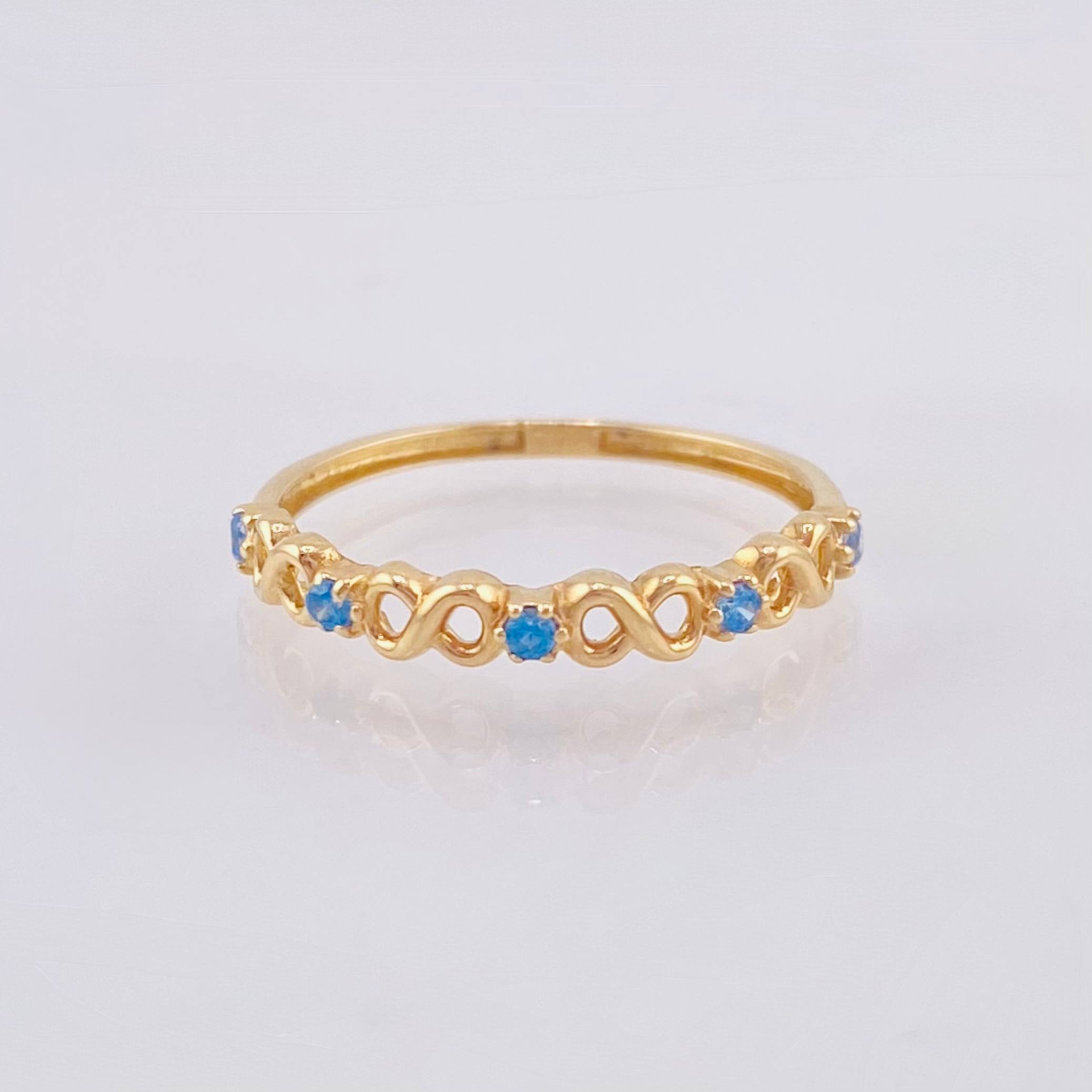 Anillo Infinitos 1.1gr / T5 3/4 / Oro Amarillo 18K ©