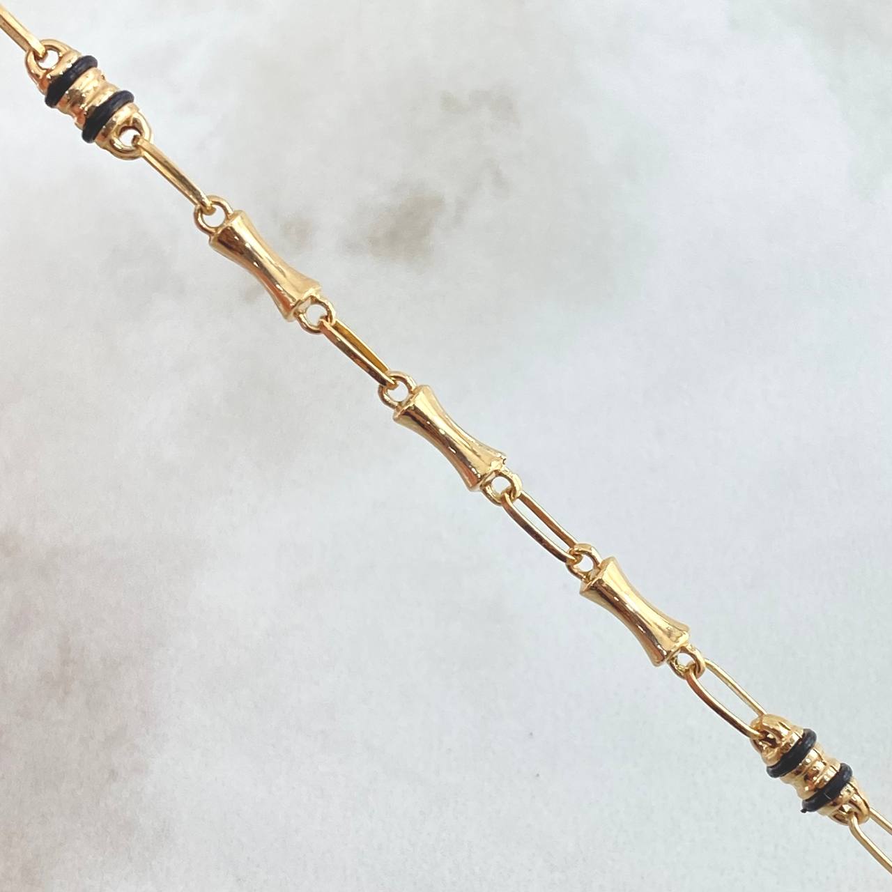 Rustic Bracelet 3x1 Hourglass 3.15gr / 20.8cm / 18K Gold ©