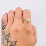 Anillo Flor Tupida 2.35gr / T5 1/2 / Oro Amarillo 18K