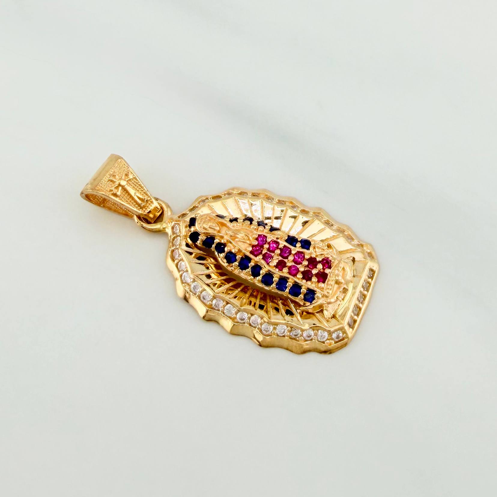 Dije Virgen Guadalupe 2.8 g / 1 1/4 in Oro Amarillo 18K