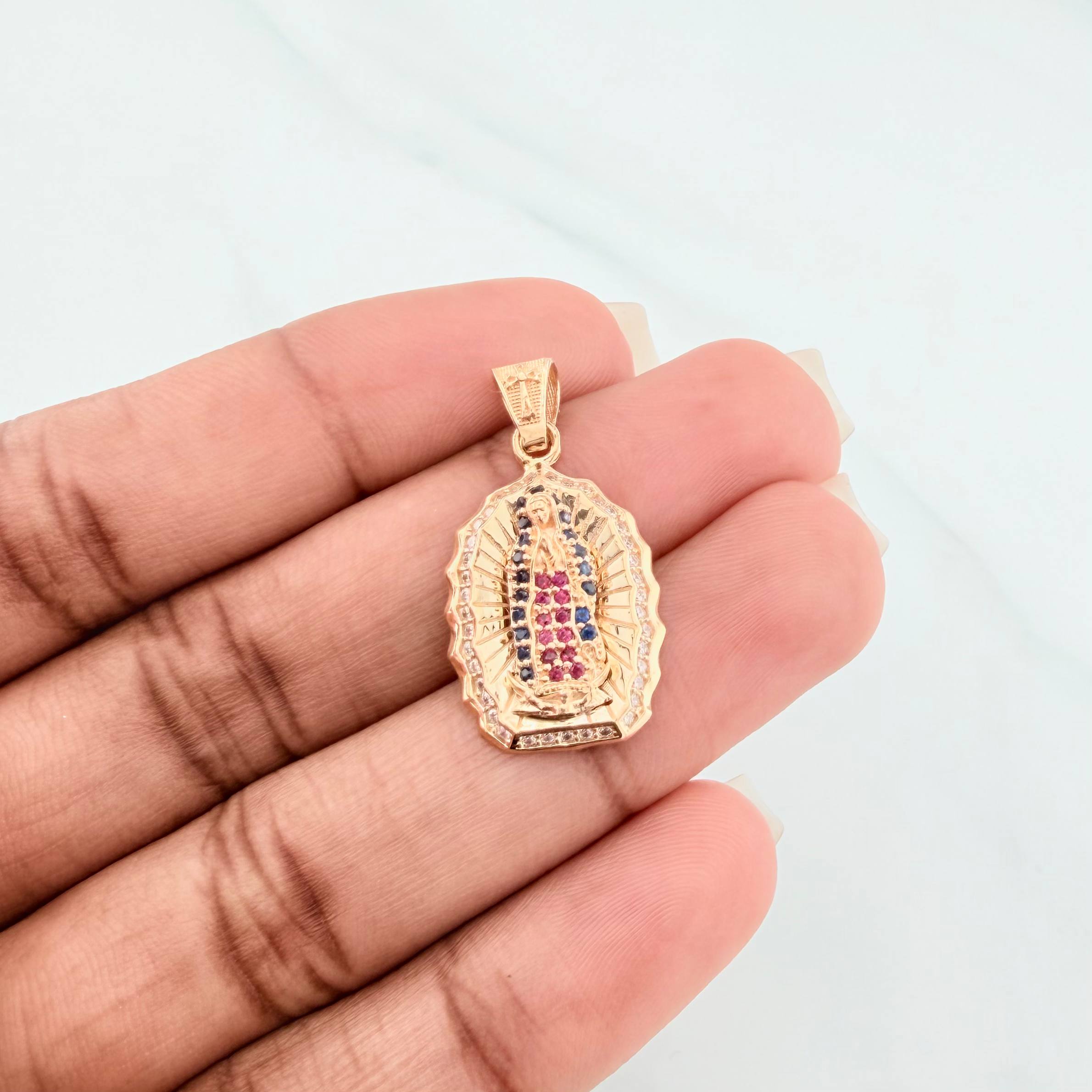 Dije Virgen Guadalupe 2.8 g / 1 1/4 in Oro Amarillo 18K
