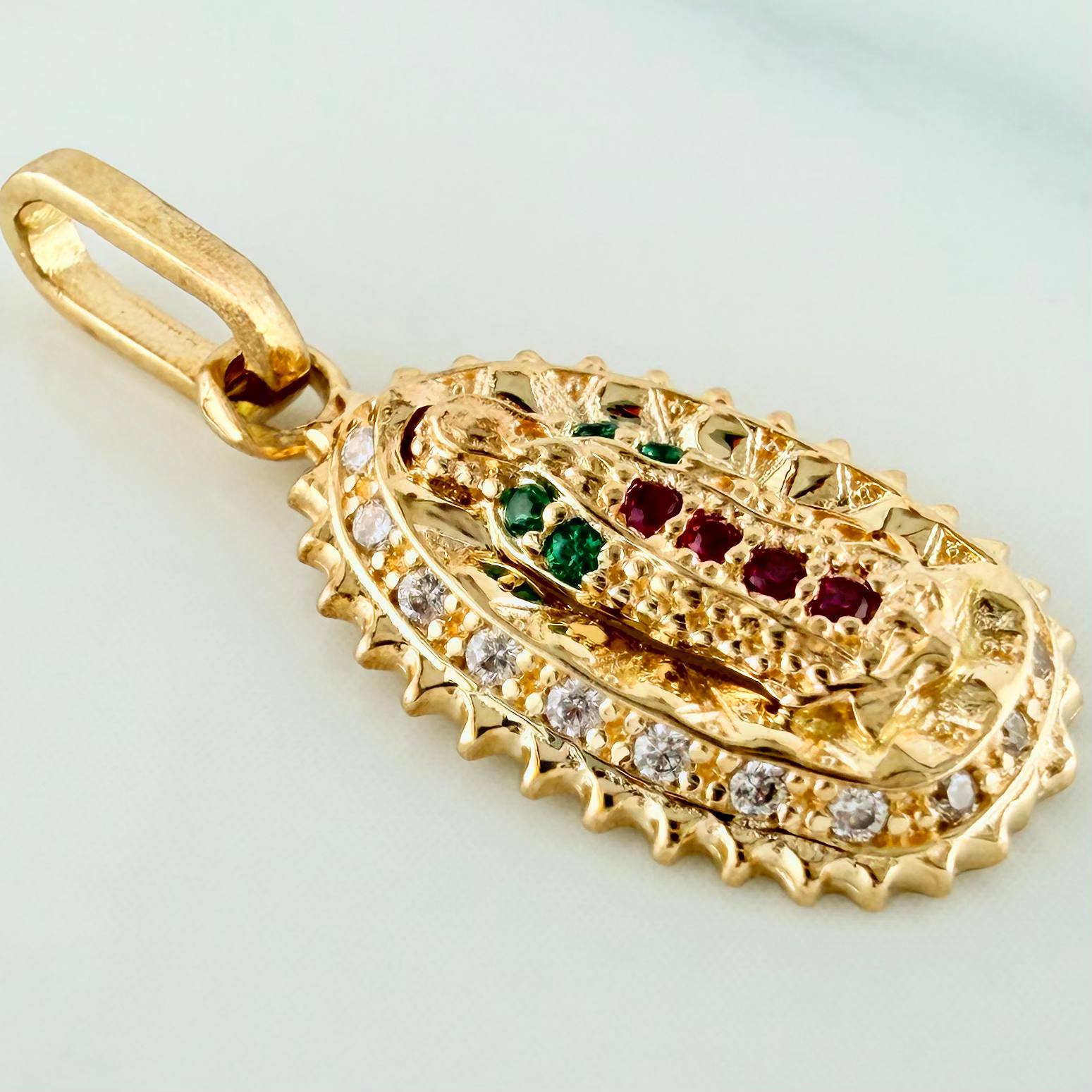 Pendant Virgin Guadalupe 1.5 g / 1 in Yellow Gold 18K