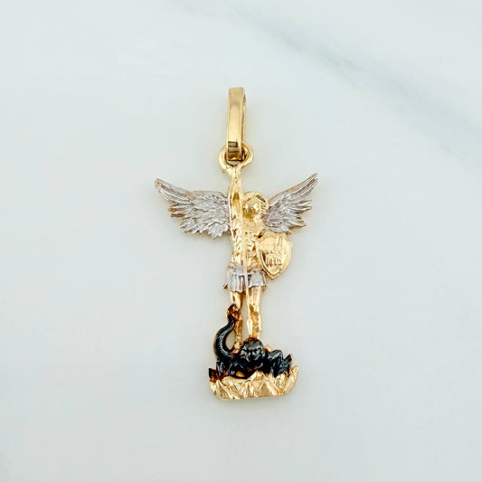 Dije San Miguel Arcangel 1.7 g / 1 in Tres Oros 18K